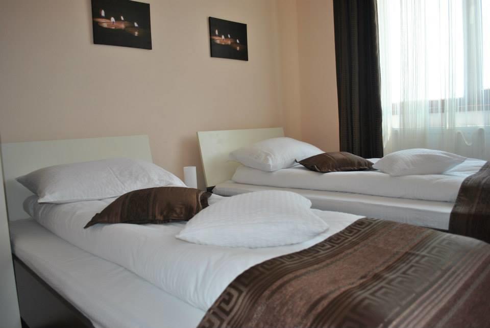 Pensiunea Queen Mary Sanpetru Room photo